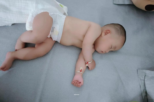 武夷山宝宝上火有眼屎 武夷山宝宝上火有眼屎